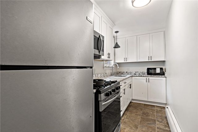 102 Francis Avenue, Pawtucket, RI 02860