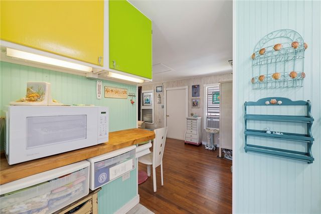 308 W Avenue A, Port Aransas, TX 78373