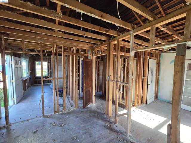 1672 1672 162Nd Ave, San Leandro, CA 94578