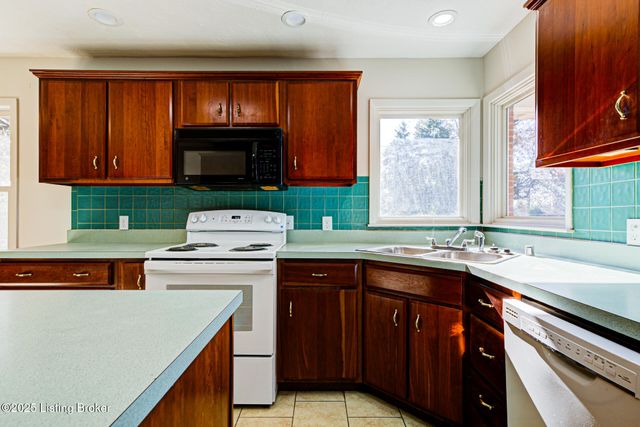 430 College St, Elizabethtown, KY 42701