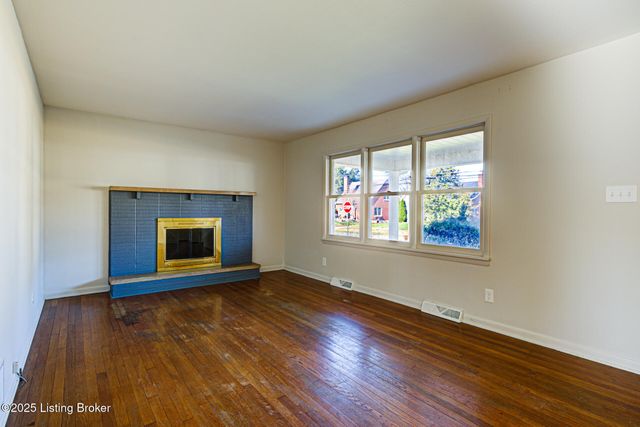 430 College St, Elizabethtown, KY 42701