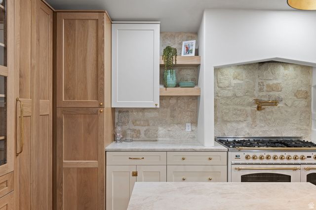 126 S SUNSET DR, Farmington, UT 84025