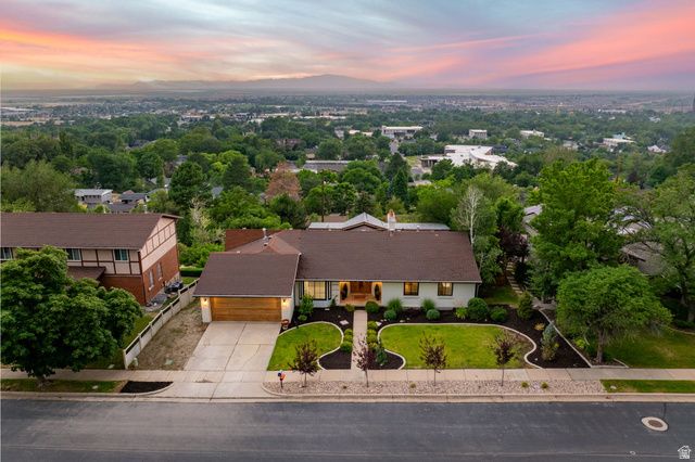 126 S SUNSET DR, Farmington, UT 84025