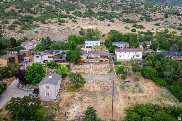 126 S SUNSET DR, Farmington, UT 84025