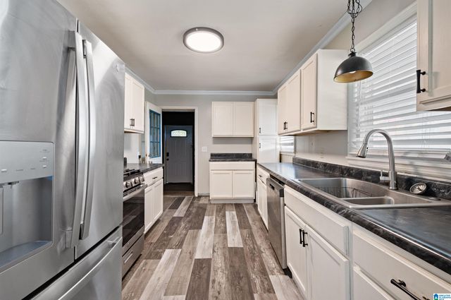 313 S BOLTON AVENUE, Sylacauga, AL 35150