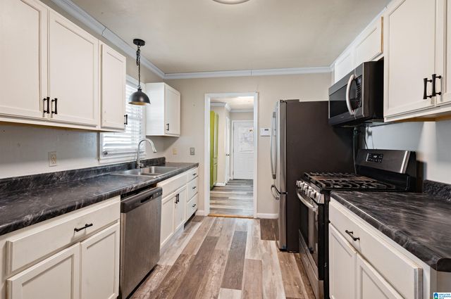 313 S BOLTON AVENUE, Sylacauga, AL 35150