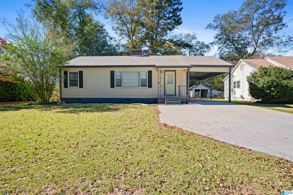 313 S BOLTON AVENUE, Sylacauga, AL 35150