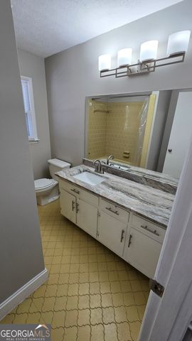 4270 E Hamill Drive, Buford, GA 30519