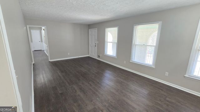 4270 E Hamill Drive, Buford, GA 30519