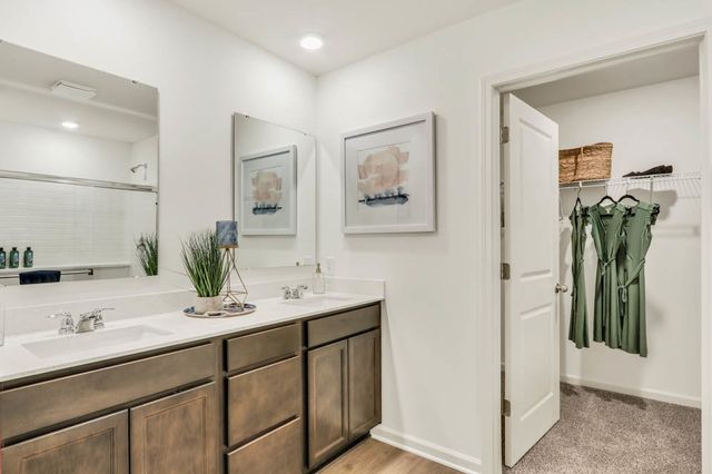 2433 Semillon Street, Oswego, IL 60543