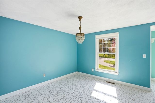3 Fairway Dr, Canton, MA 02021