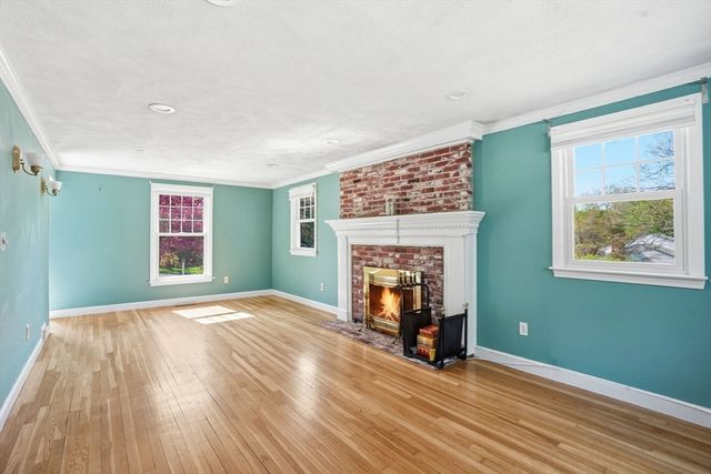 3 Fairway Dr, Canton, MA 02021