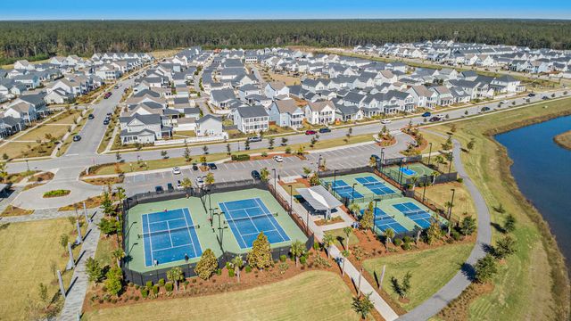 126 Clearblue Loop, Summerville, SC 29486