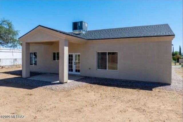 370 Willow Drive, Rio Rico, AZ 85648