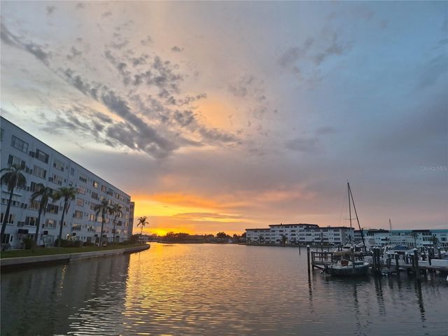 3128 59TH STREET S 115, Gulfport, FL 33707