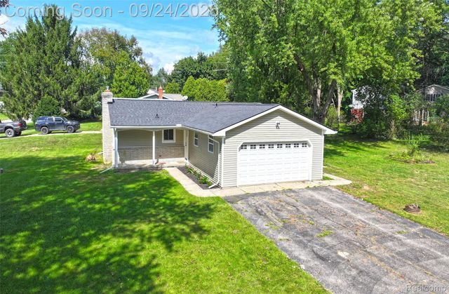 2416 Monte Carlo Drive, Oceola Township, MI 48843