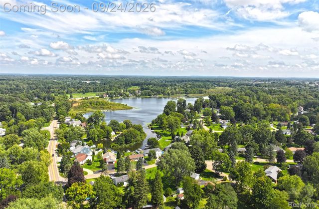 2416 Monte Carlo Drive, Oceola Township, MI 48843