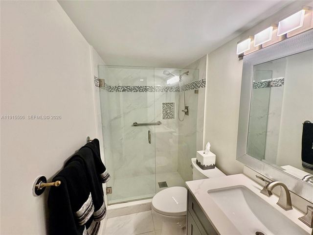 20515 E Country Club Drive 147, Aventura, FL 33180