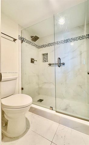 20515 E Country Club Drive 147, Aventura, FL 33180