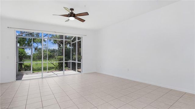 880 Hampton CIR, Naples, FL 34105