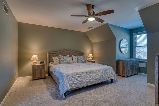 6801 Henze Road, Evansville, IN 47720