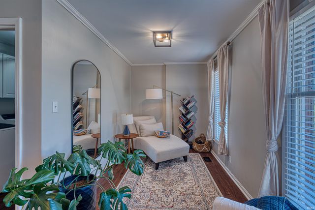 6801 Henze Road, Evansville, IN 47720