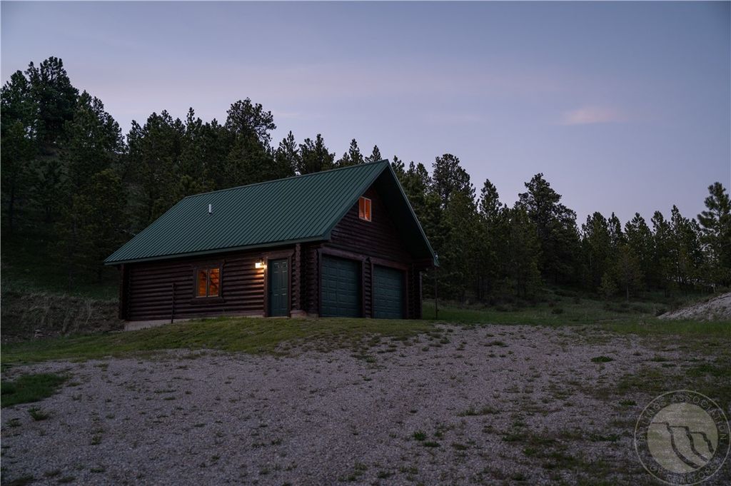 2887 Piper Cutoff S, Lewistown, MT 59457 photo 32