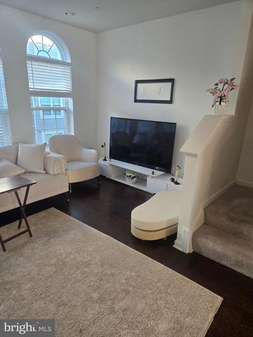 12509 HONEY LOCUST WAY, Beltsville, MD 20705