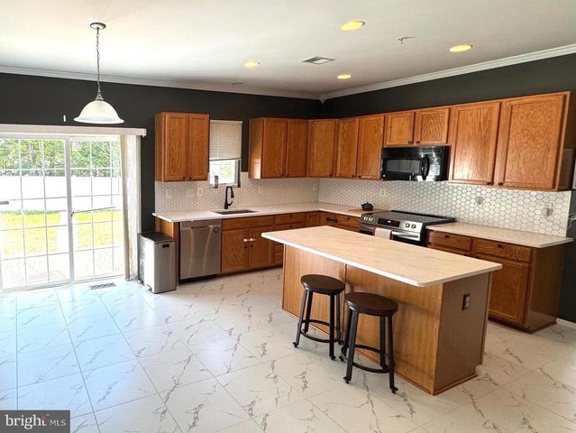 4978 MORRAINE ST, Waldorf, MD 20602