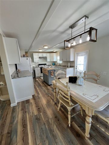 1811 PENNSYLVANIA AVENUE, Bradenton, FL 34207