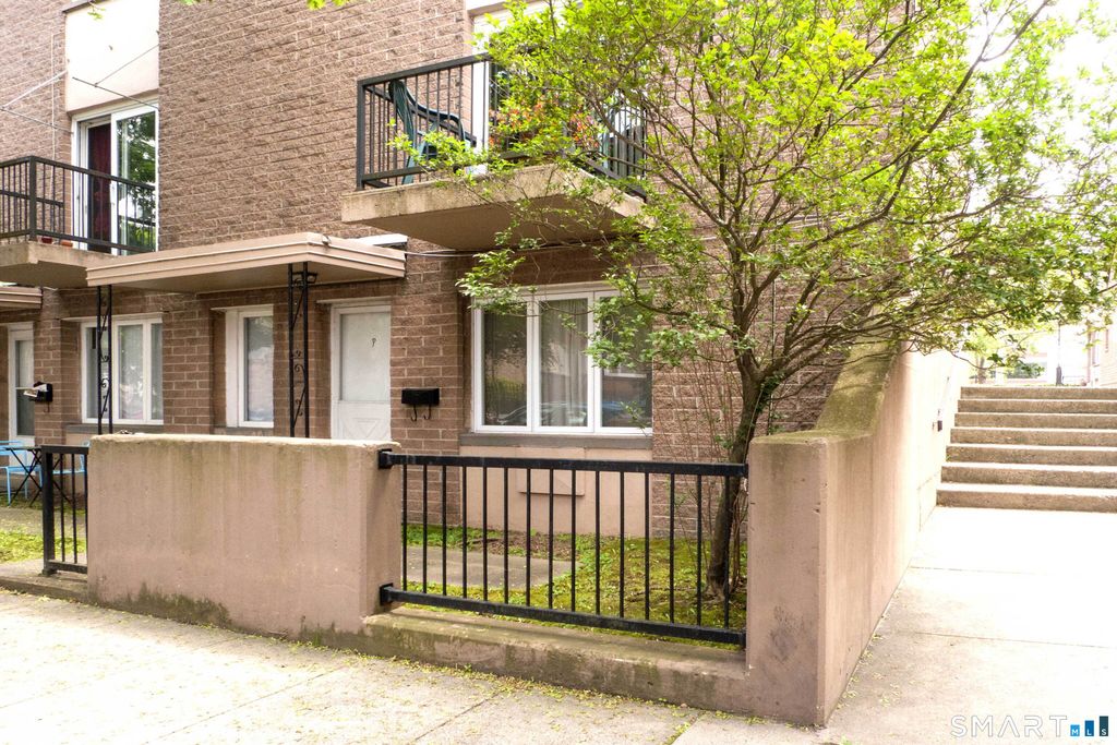 120 Wooster Street P, New Haven, CT 06511