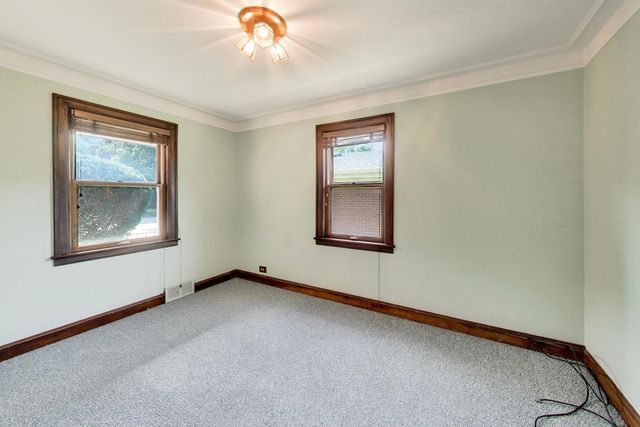 1216 S Lincoln Avenue, Park Ridge, IL 60068