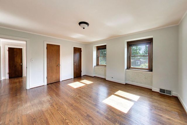 1216 S Lincoln Avenue, Park Ridge, IL 60068