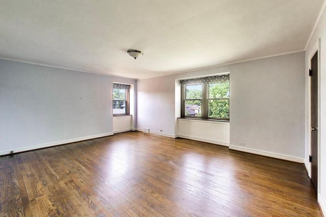 1216 S Lincoln Avenue, Park Ridge, IL 60068