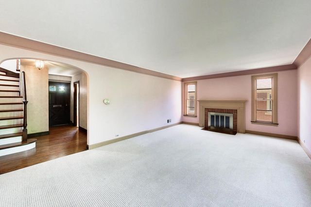 1216 S Lincoln Avenue, Park Ridge, IL 60068