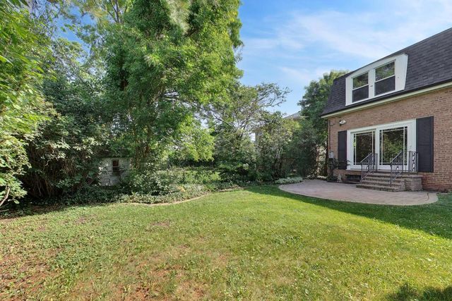 1216 S Lincoln Avenue, Park Ridge, IL 60068