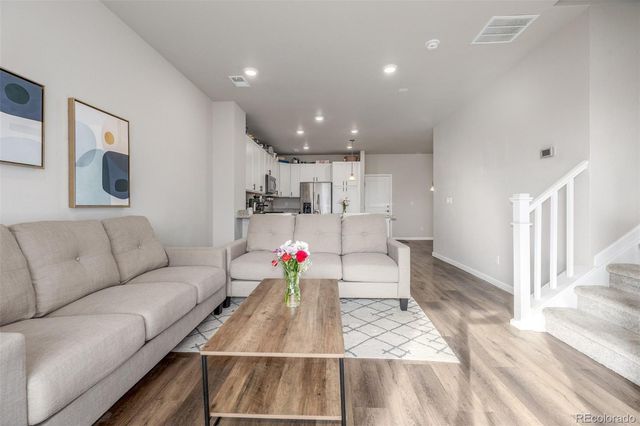 14933 E Belleview Drive, Aurora, CO 80015