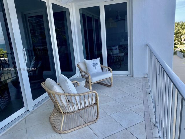 881 Ocean Drive 3E, Key Biscayne, FL 33149
