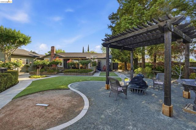 3309 Bluejay Dr, Antioch, CA 94509