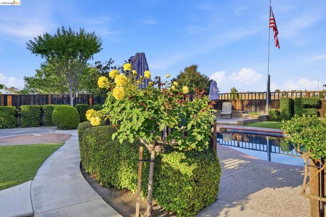 3309 Bluejay Dr, Antioch, CA 94509