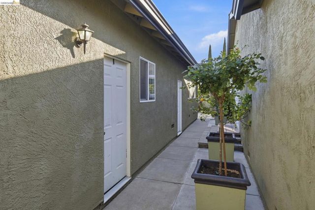 3309 Bluejay Dr, Antioch, CA 94509