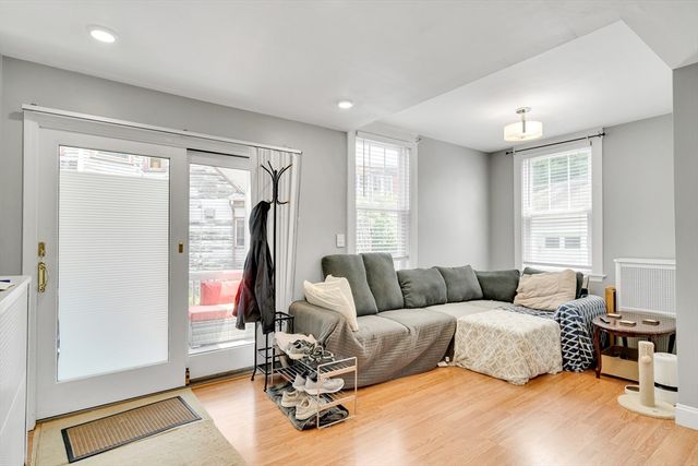 548 High St, Medford, MA 02155