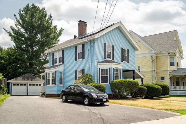 548 High St, Medford, MA 02155