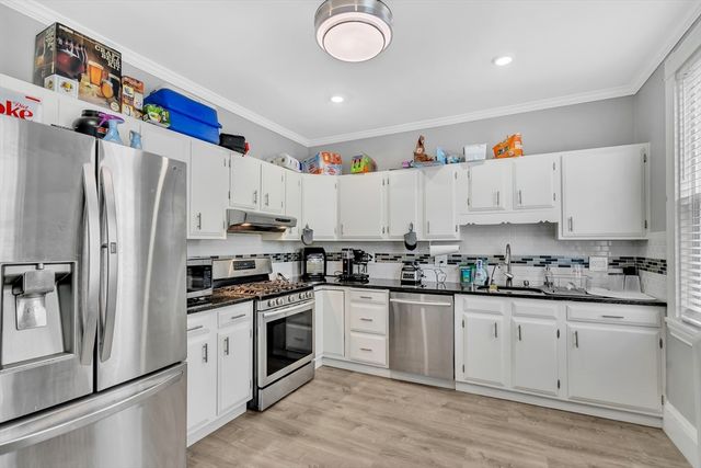 548 High St, Medford, MA 02155