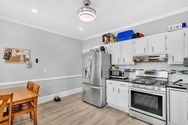 548 High St, Medford, MA 02155