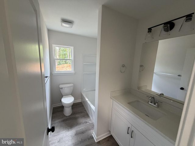 10 ALBERTS AVE, Sicklerville, NJ 08081