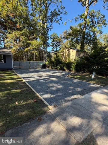 10 ALBERTS AVE, Sicklerville, NJ 08081