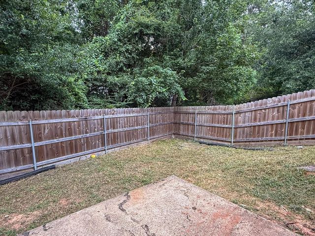 152/154 Sendero Street, Huntsville, TX 77340