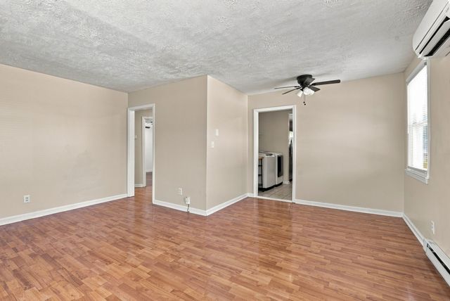 909 42nd Ave, N, Nashville, TN 37209