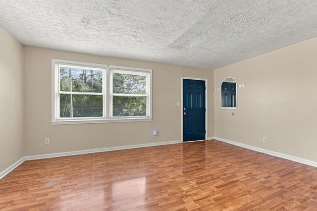 909 42nd Ave, N, Nashville, TN 37209